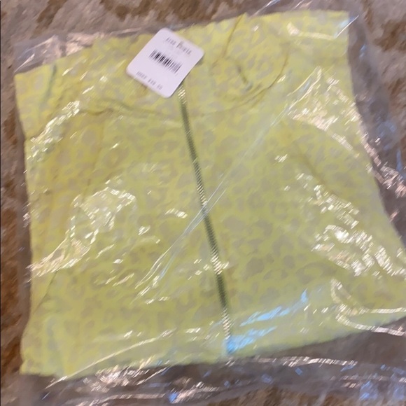 NWT Free People Leopard Layering Top in Lime Combo - Picture 6 of 7